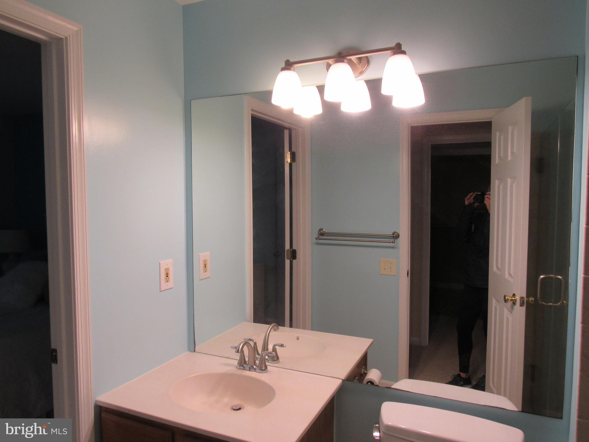 BULL RUN CONDO - Residential