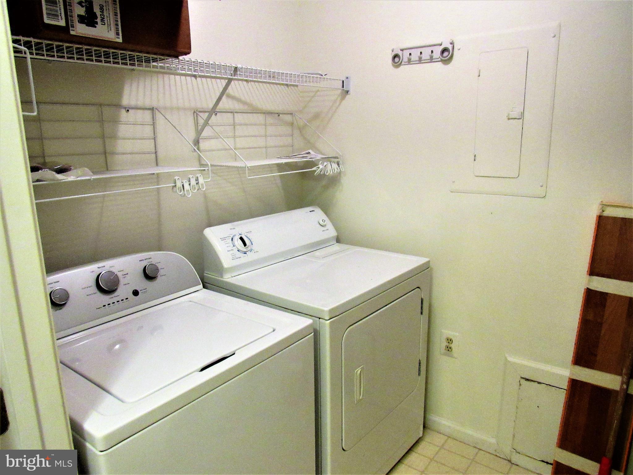 BULL RUN CONDO - Residential