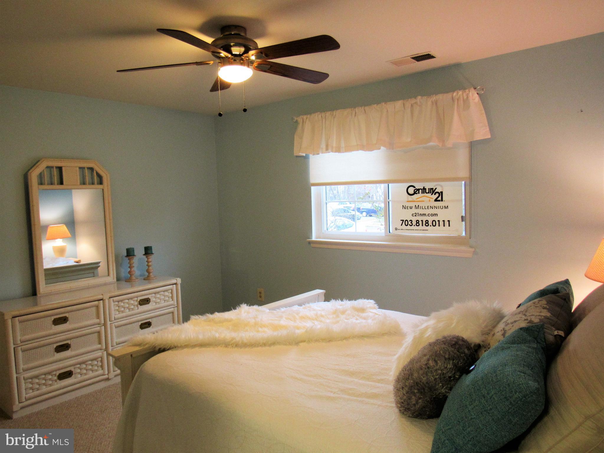BULL RUN CONDO - Residential