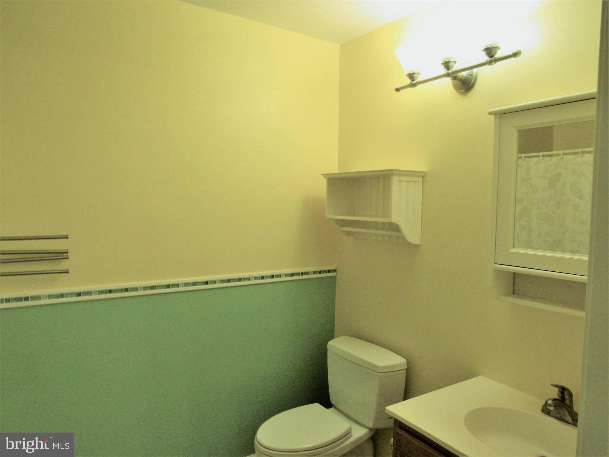 BULL RUN CONDO - Residential