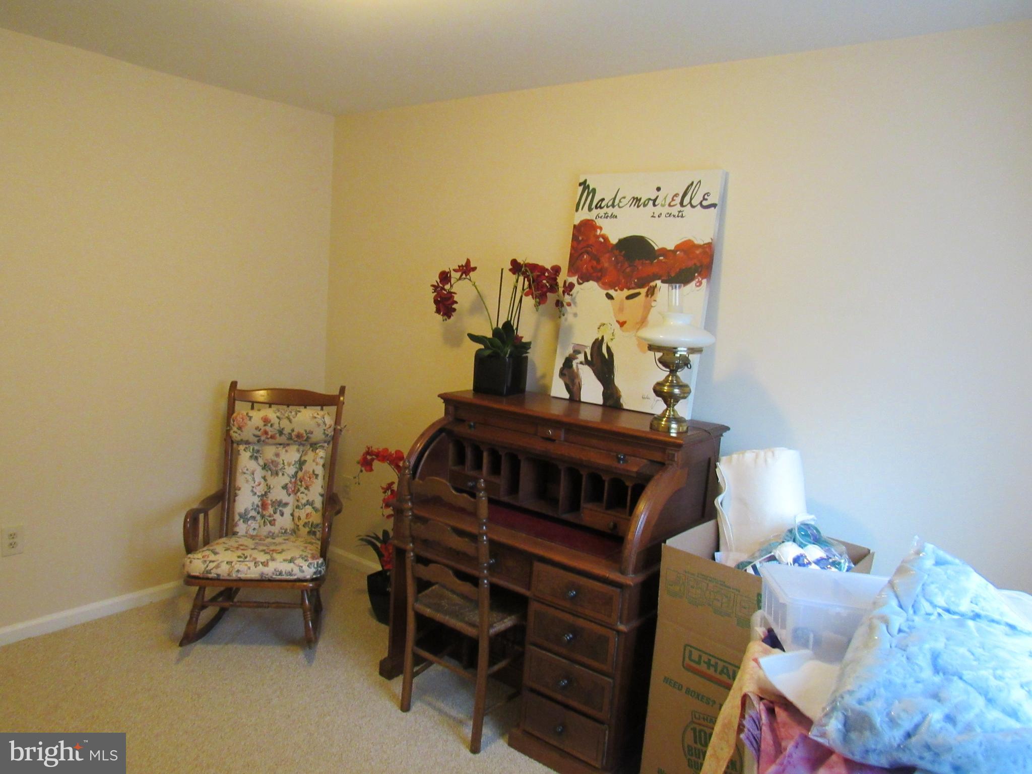 BULL RUN CONDO - Residential