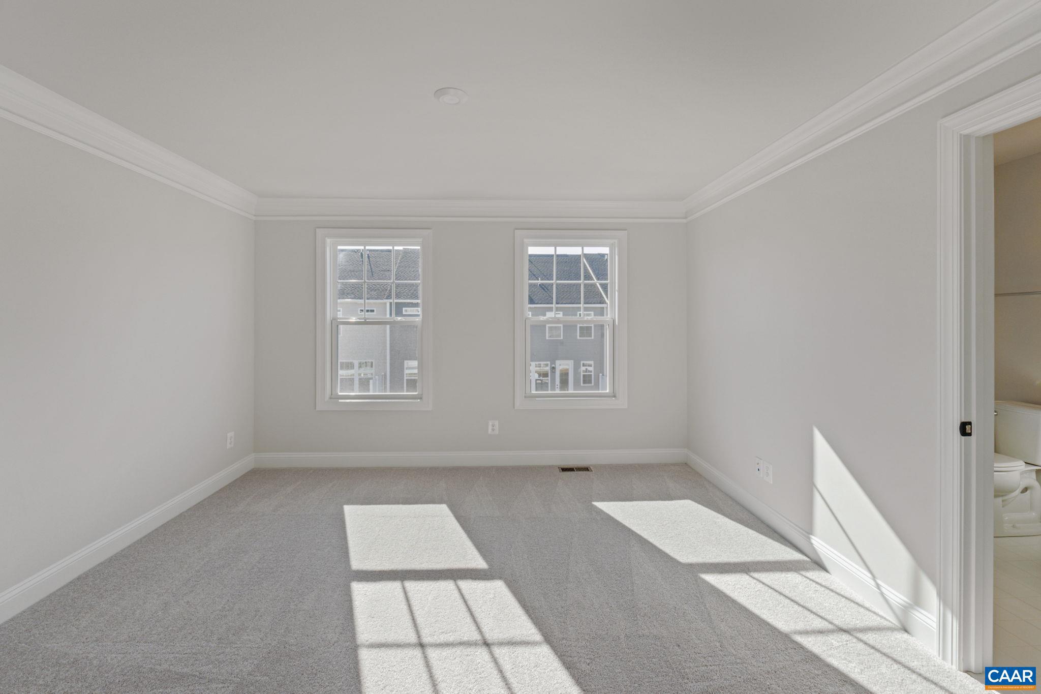 12 WOODBURN RD