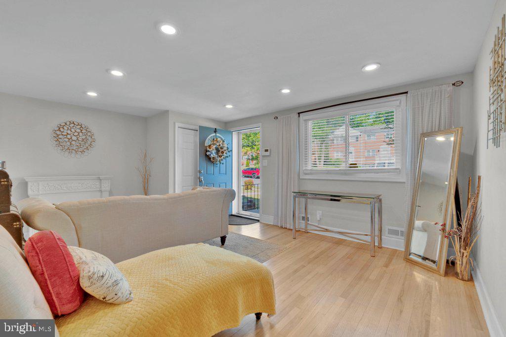 HILLENDALE - Residential