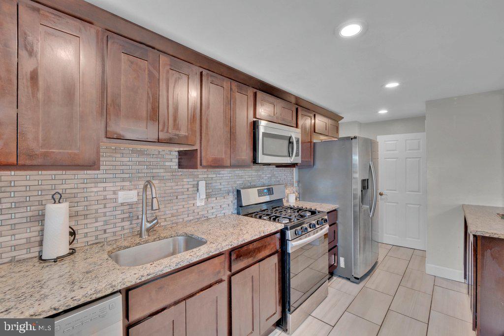 HILLENDALE - Residential