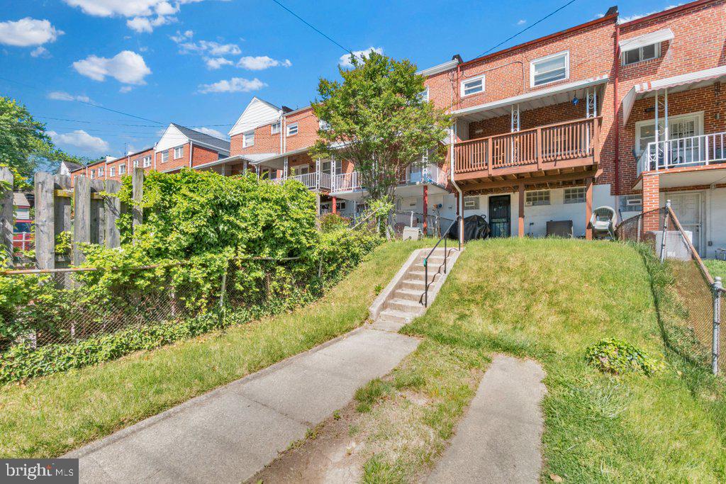 HILLENDALE - Residential