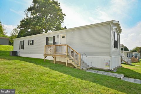 3 PONDEROSA LANE NEW PROVIDENCE PA 17560