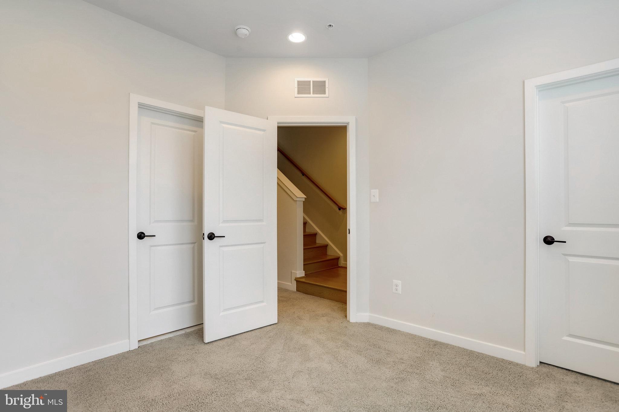 RANDOLPH FARMS - Residential Lease