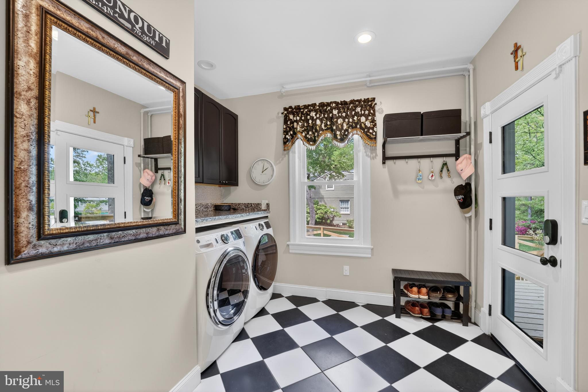 CHAPEL HILL - Residential