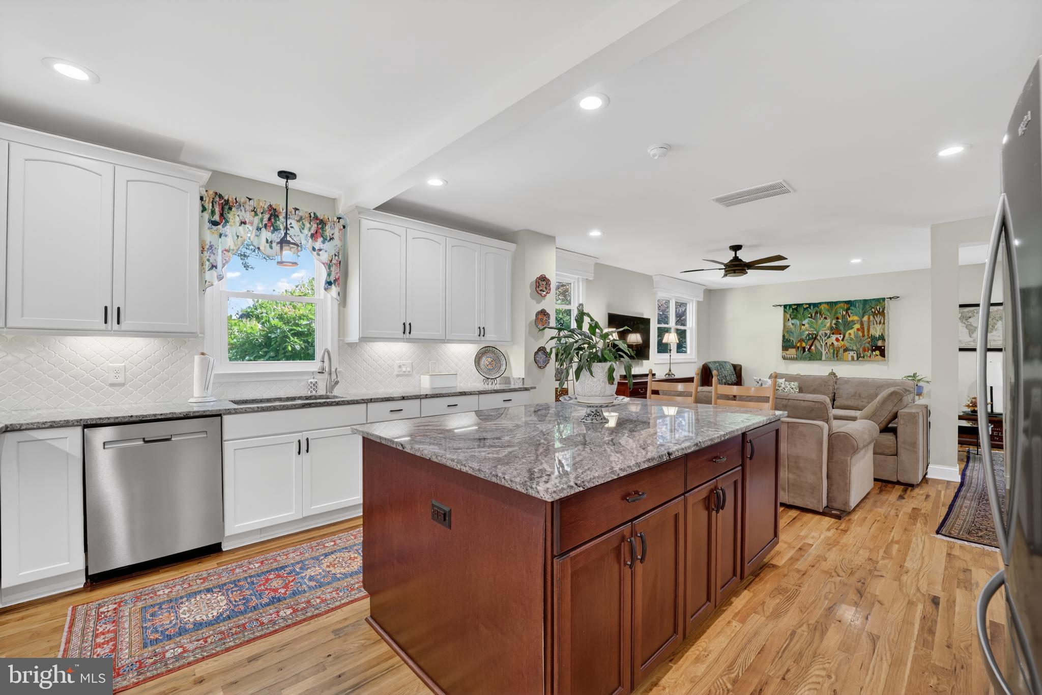 CHAPEL HILL - Residential