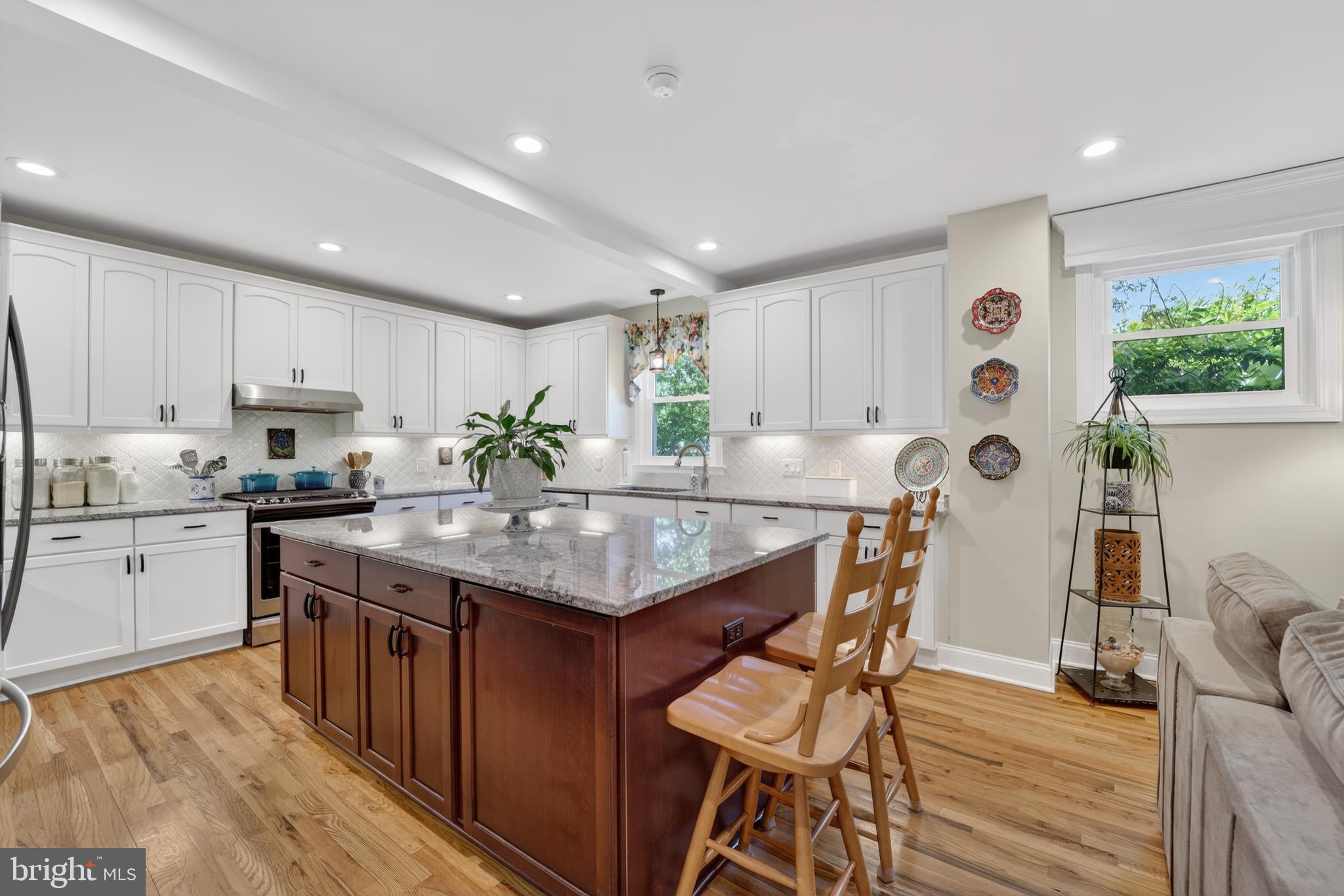CHAPEL HILL - Residential
