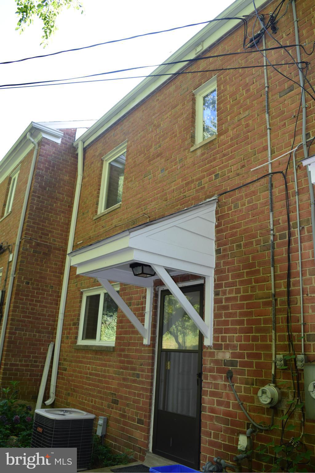 MANCHESTER GARDENS - Residential