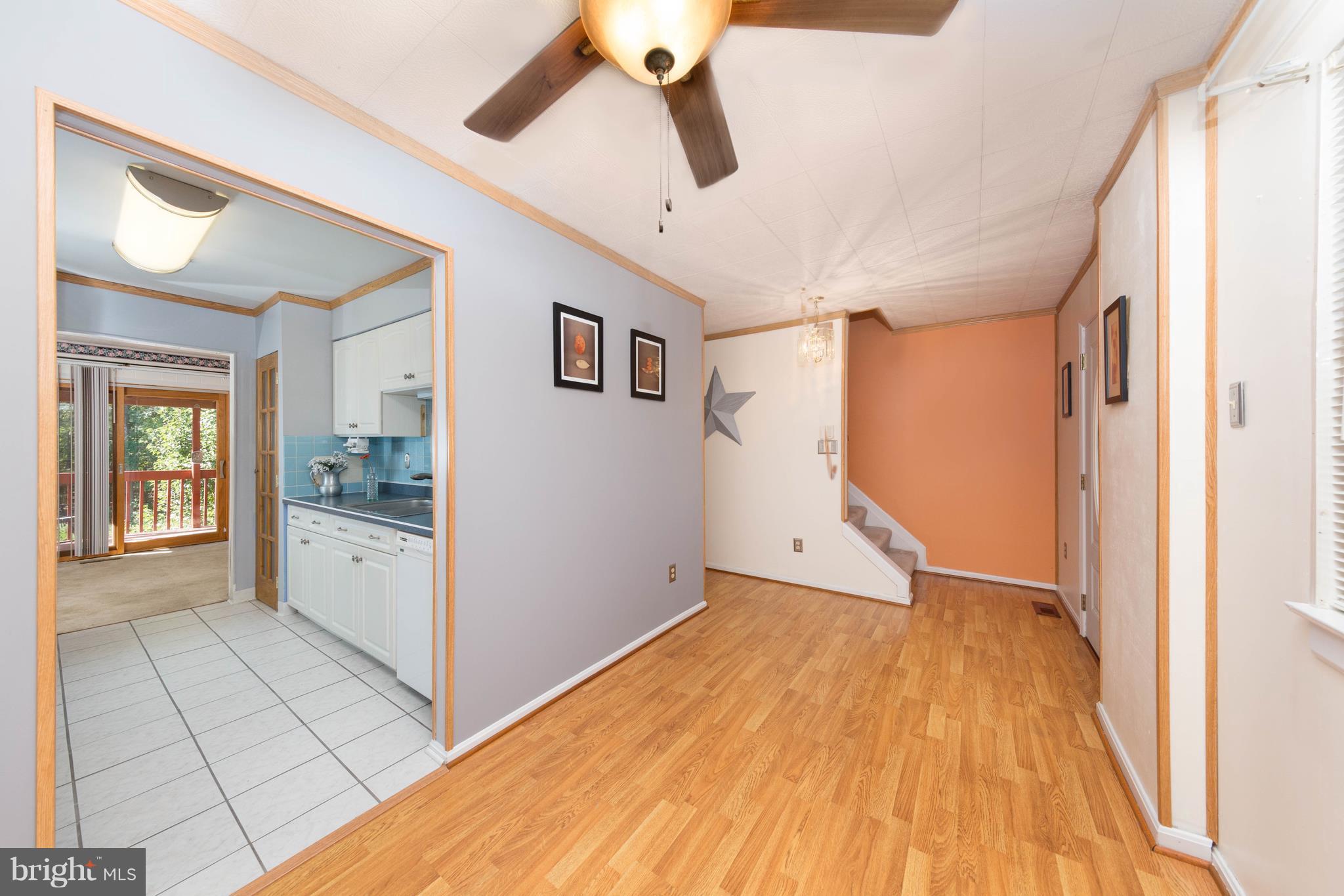 BRENTWOOD SQUARE - Residential