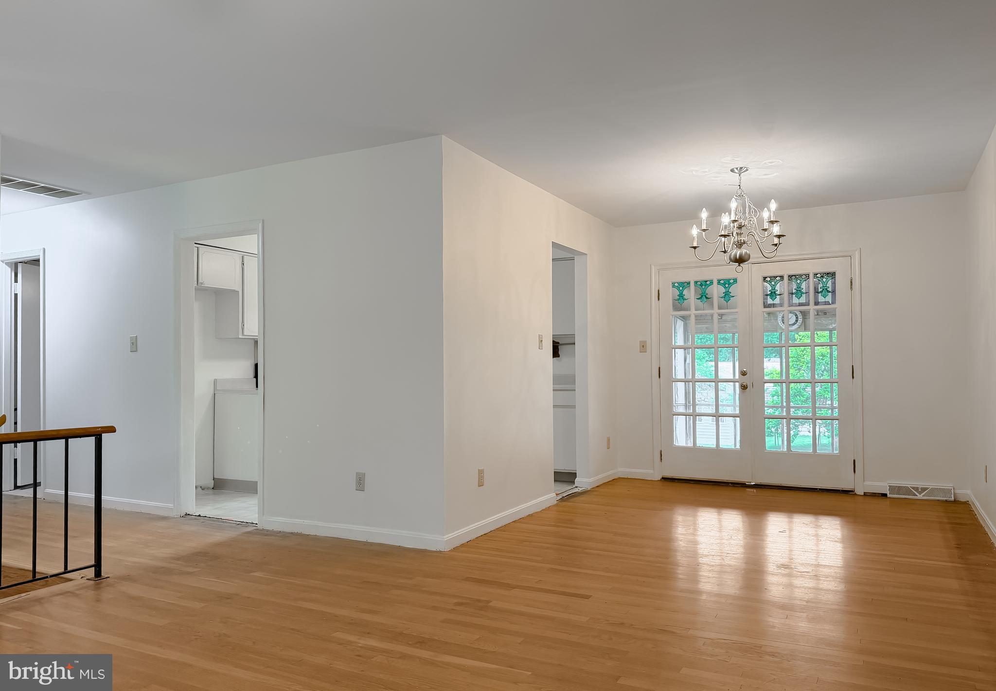 ESSEX SOUTH - Residential