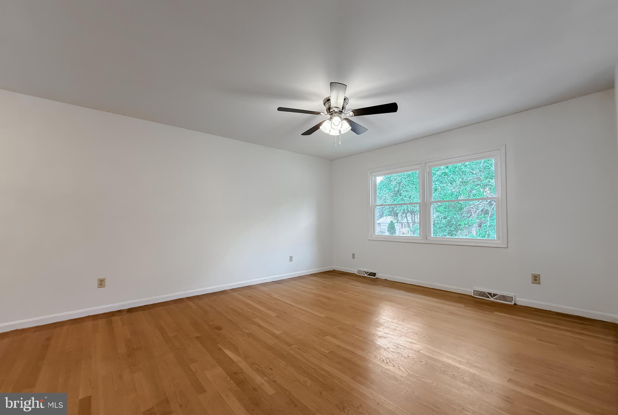 ESSEX SOUTH - Residential