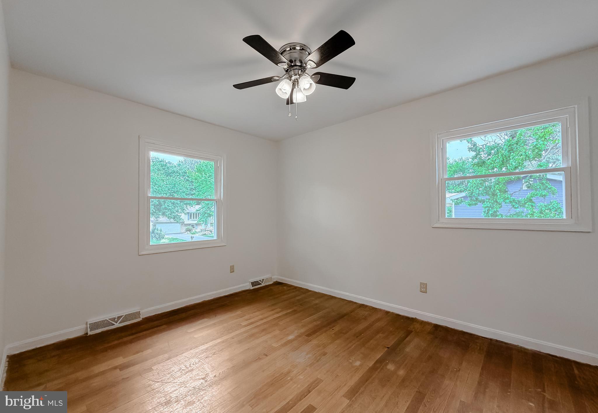 ESSEX SOUTH - Residential