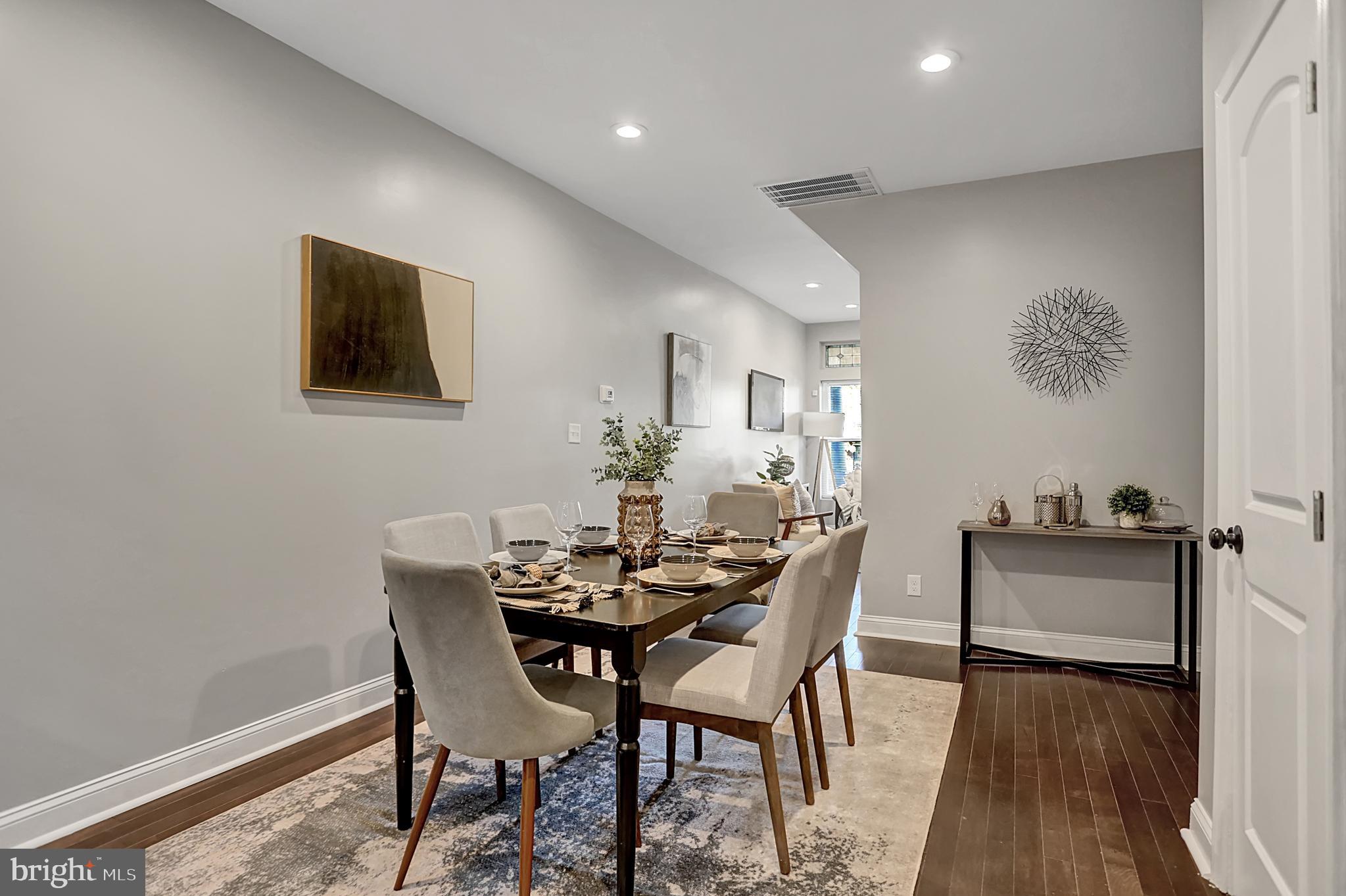 EVERGREEN LAWN - Residential