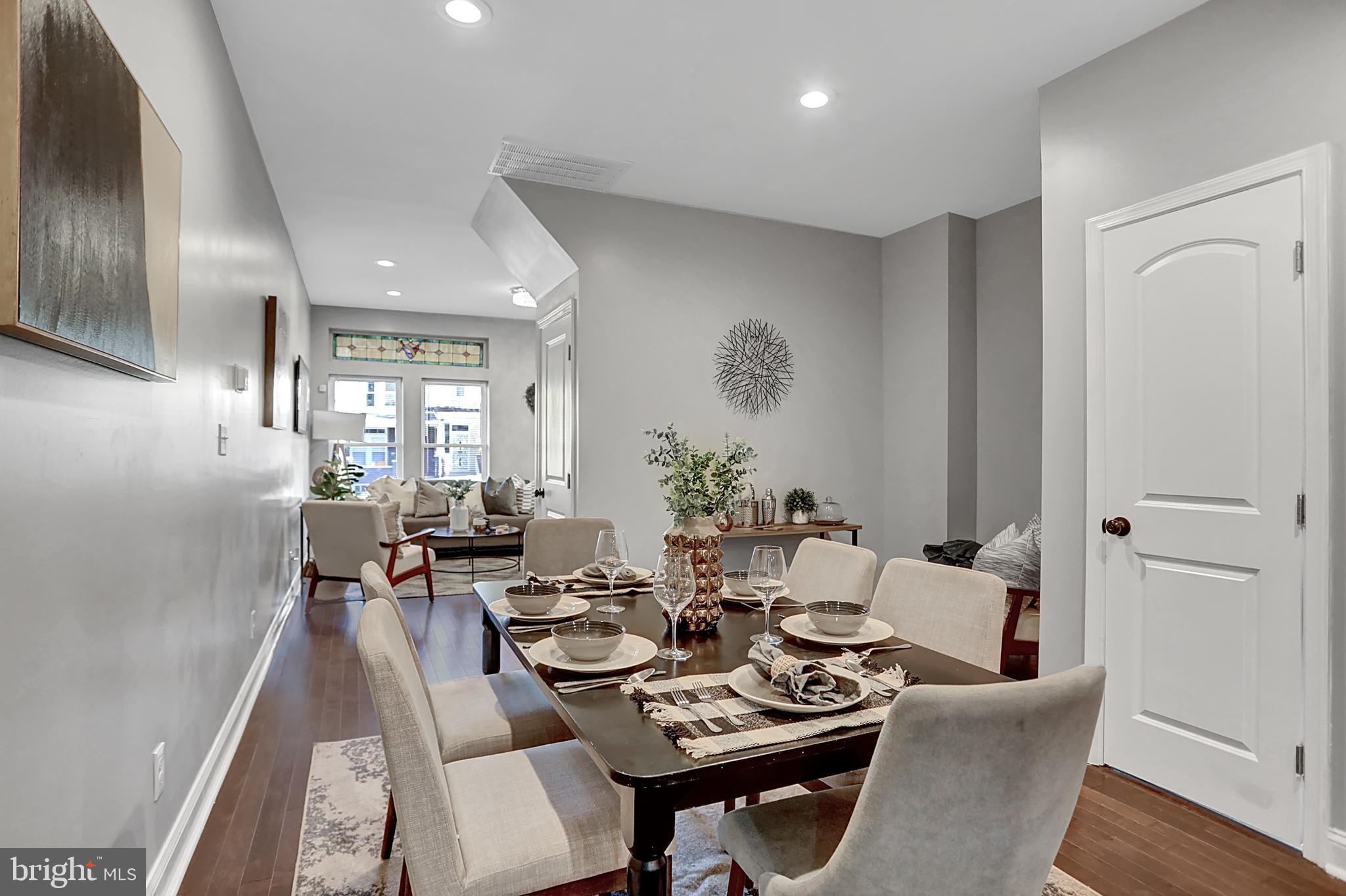 EVERGREEN LAWN - Residential