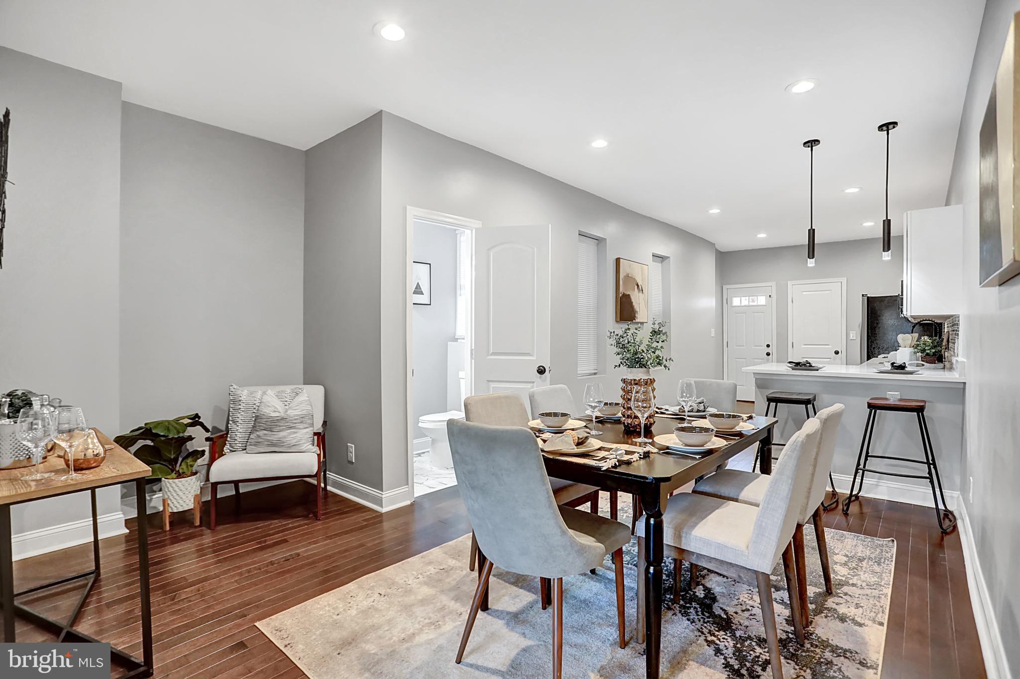 EVERGREEN LAWN - Residential