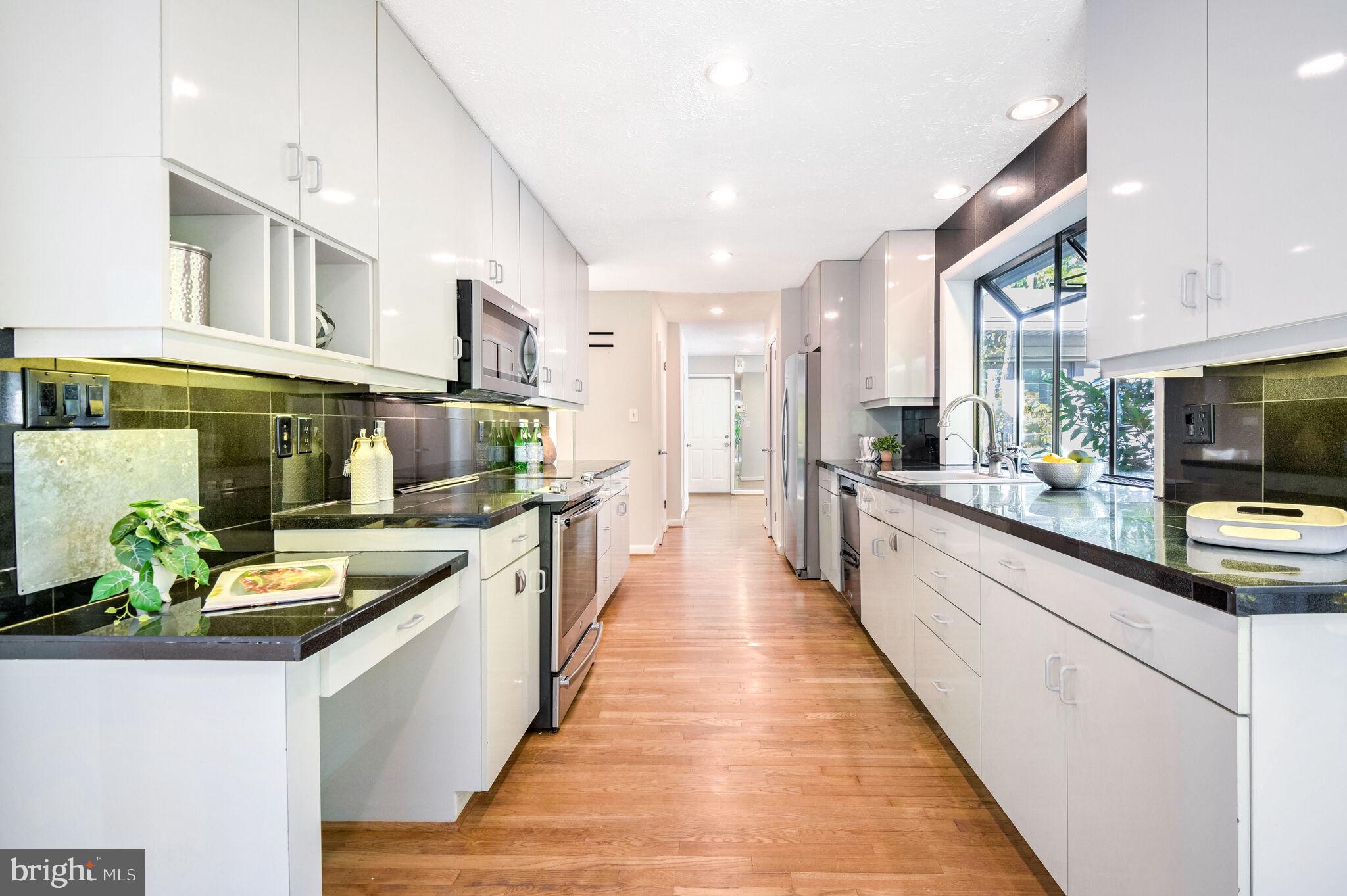 DARNESTOWN OUTSIDE - Residential