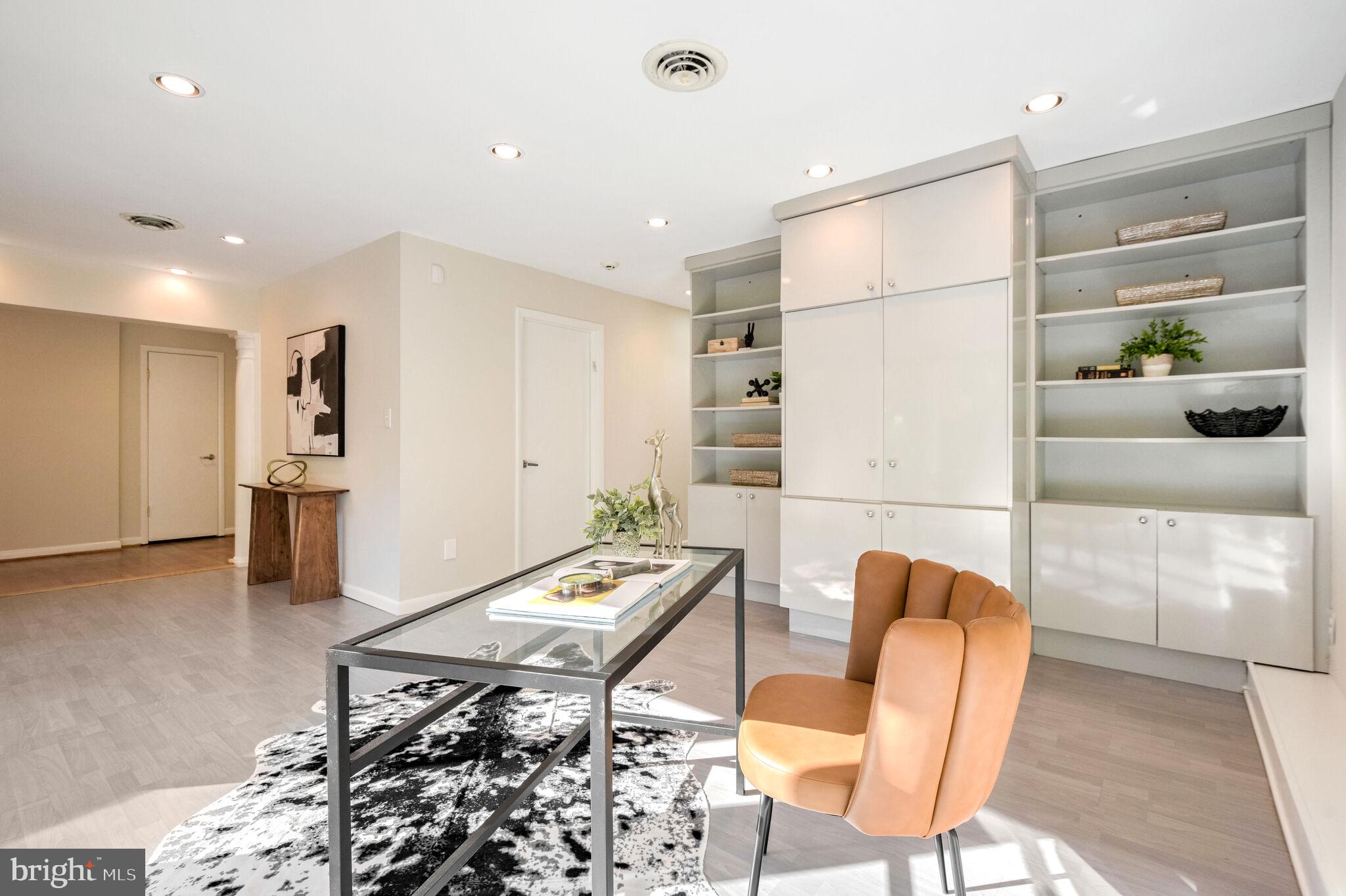 DARNESTOWN OUTSIDE - Residential