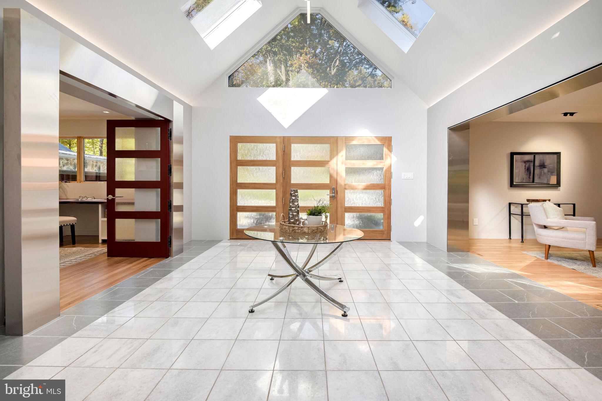 DARNESTOWN OUTSIDE - Residential