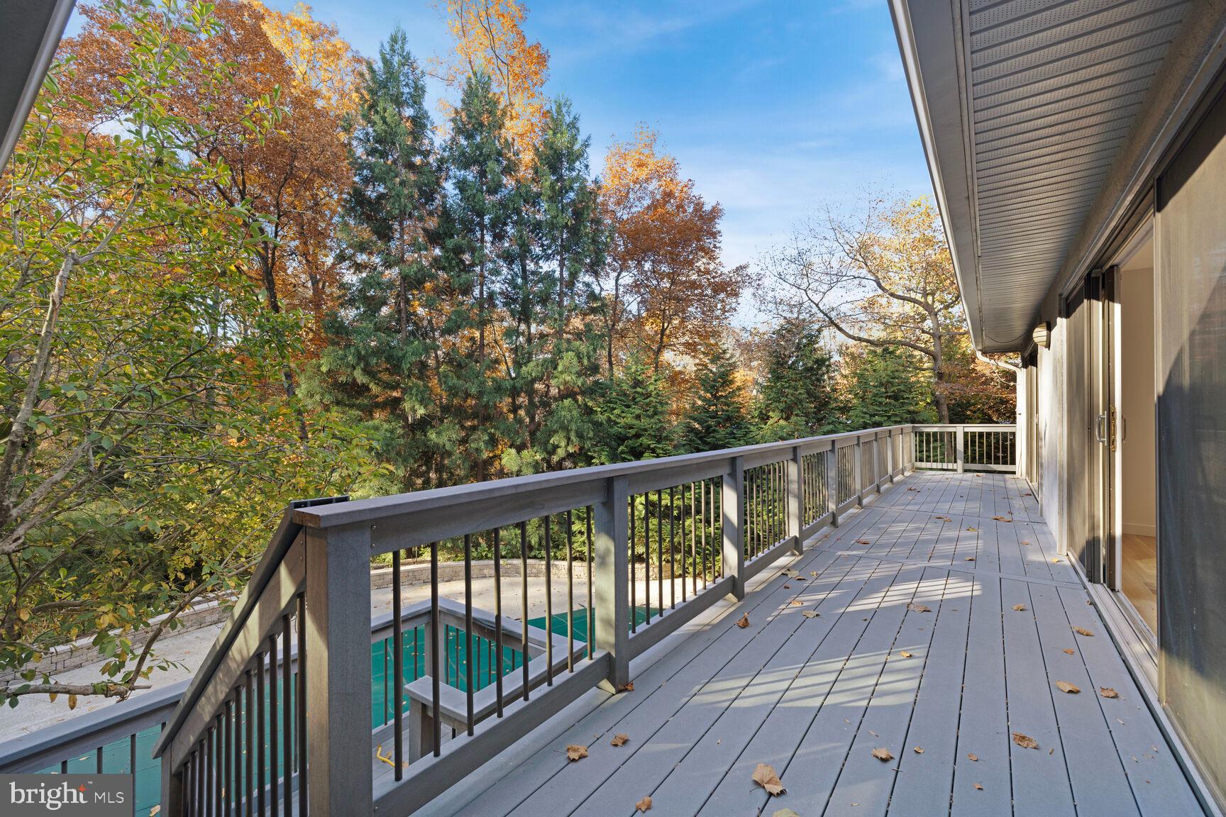 DARNESTOWN OUTSIDE - Residential