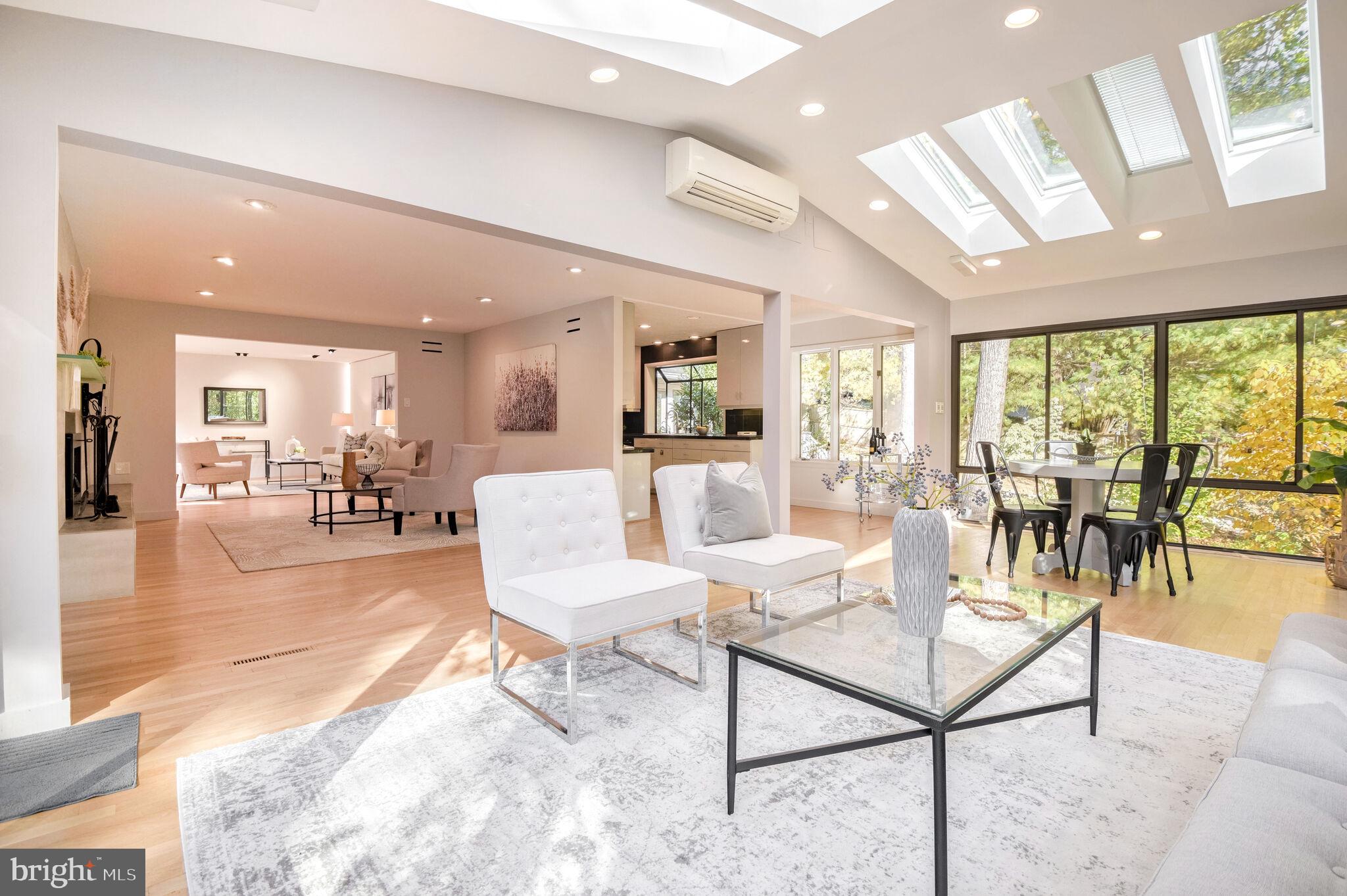 DARNESTOWN OUTSIDE - Residential