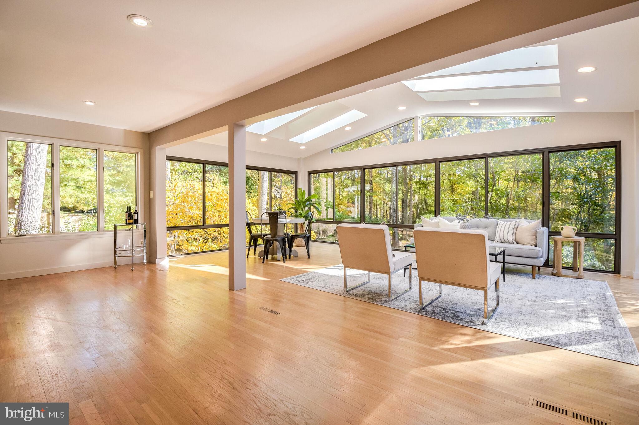 DARNESTOWN OUTSIDE - Residential