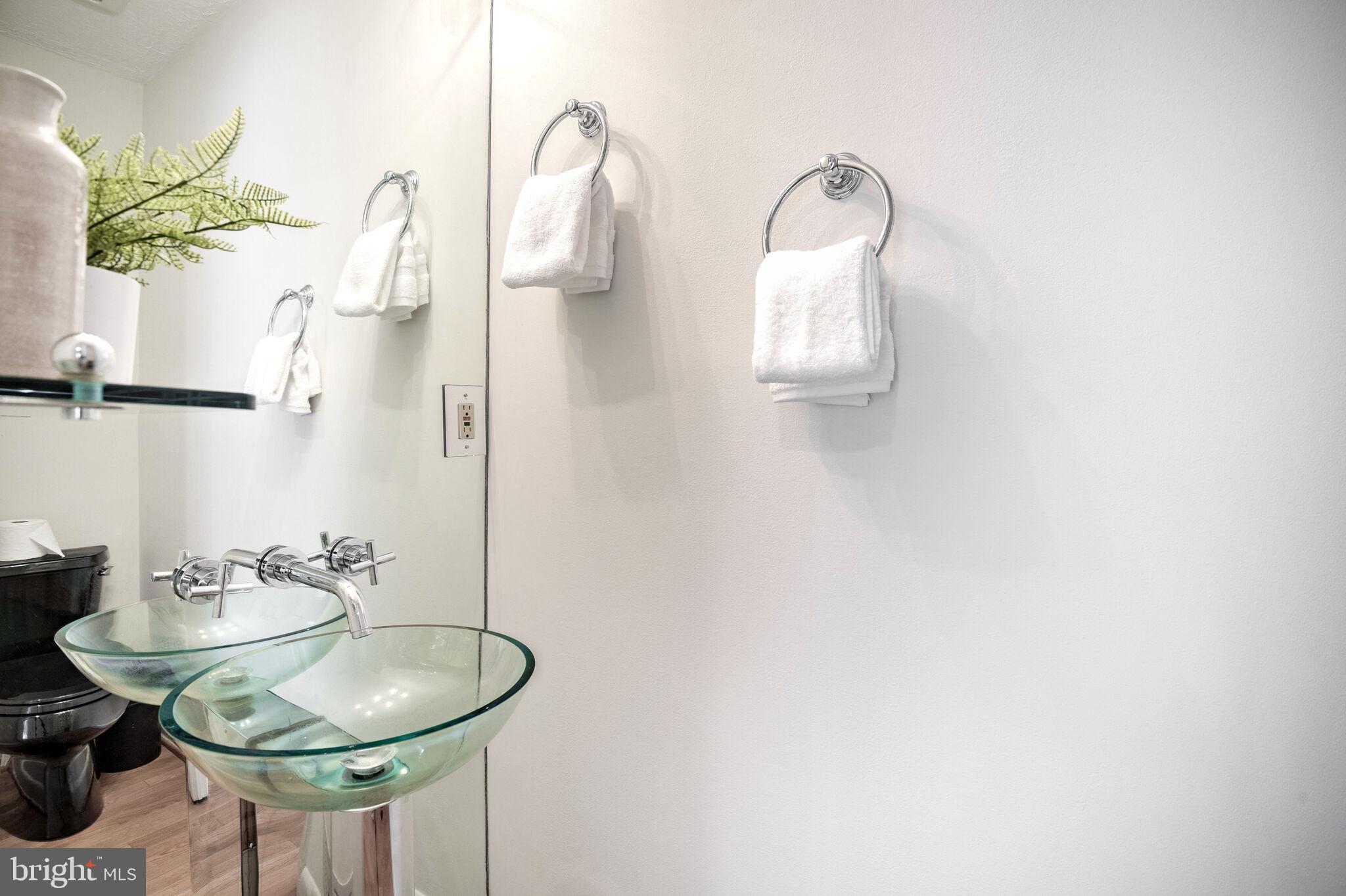 DARNESTOWN OUTSIDE - Residential