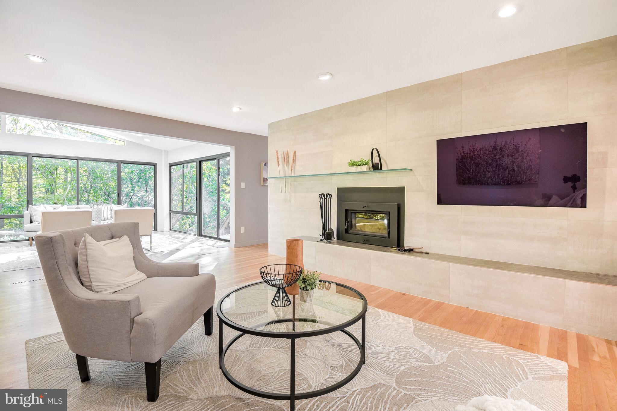 DARNESTOWN OUTSIDE - Residential