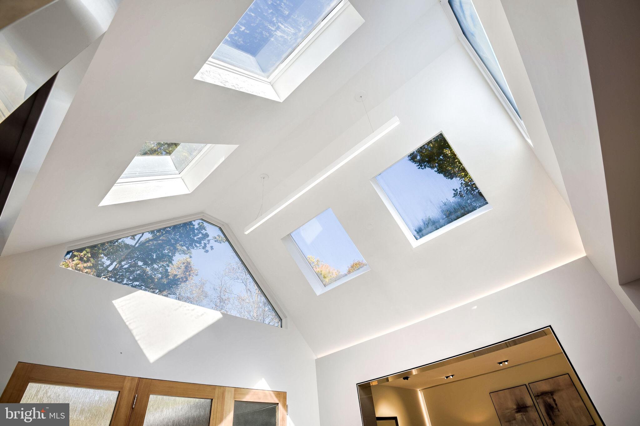 DARNESTOWN OUTSIDE - Residential