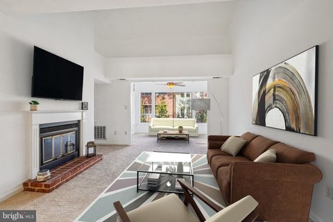 Property photo of 2203 Hunters Run Drive, Reston, VA 20191