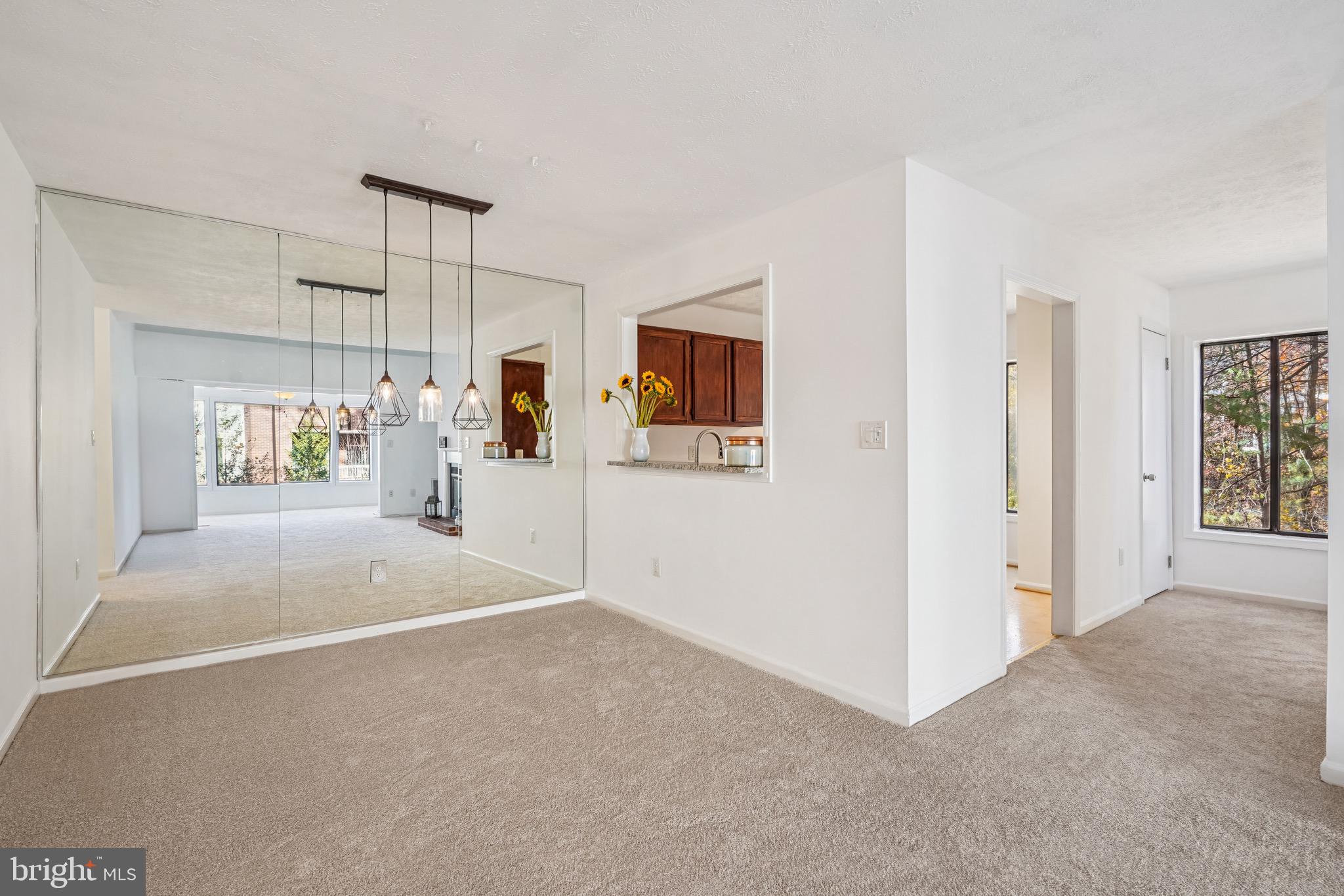 HUNTERS CROSSING - Residential