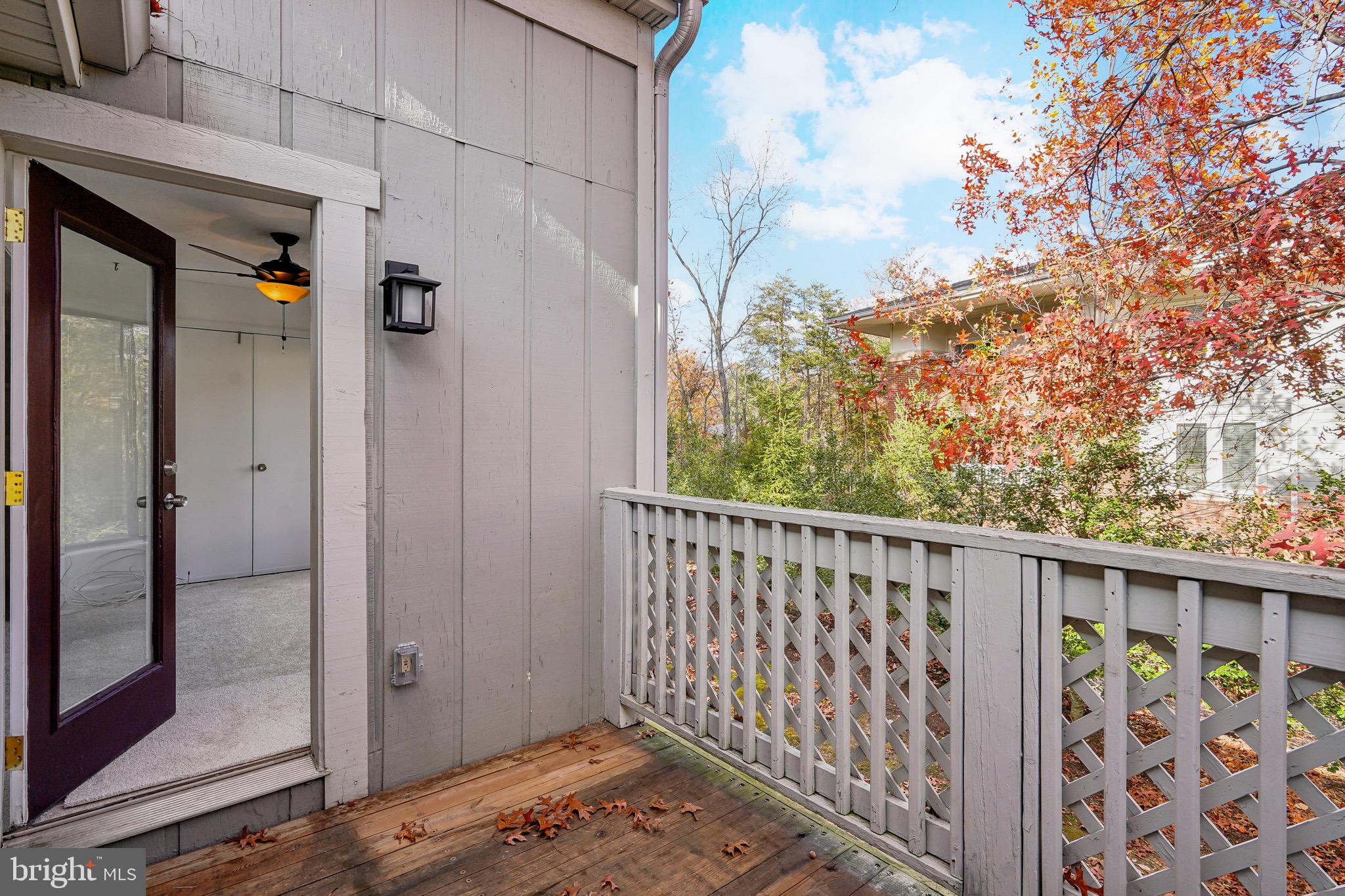 HUNTERS CROSSING - Residential