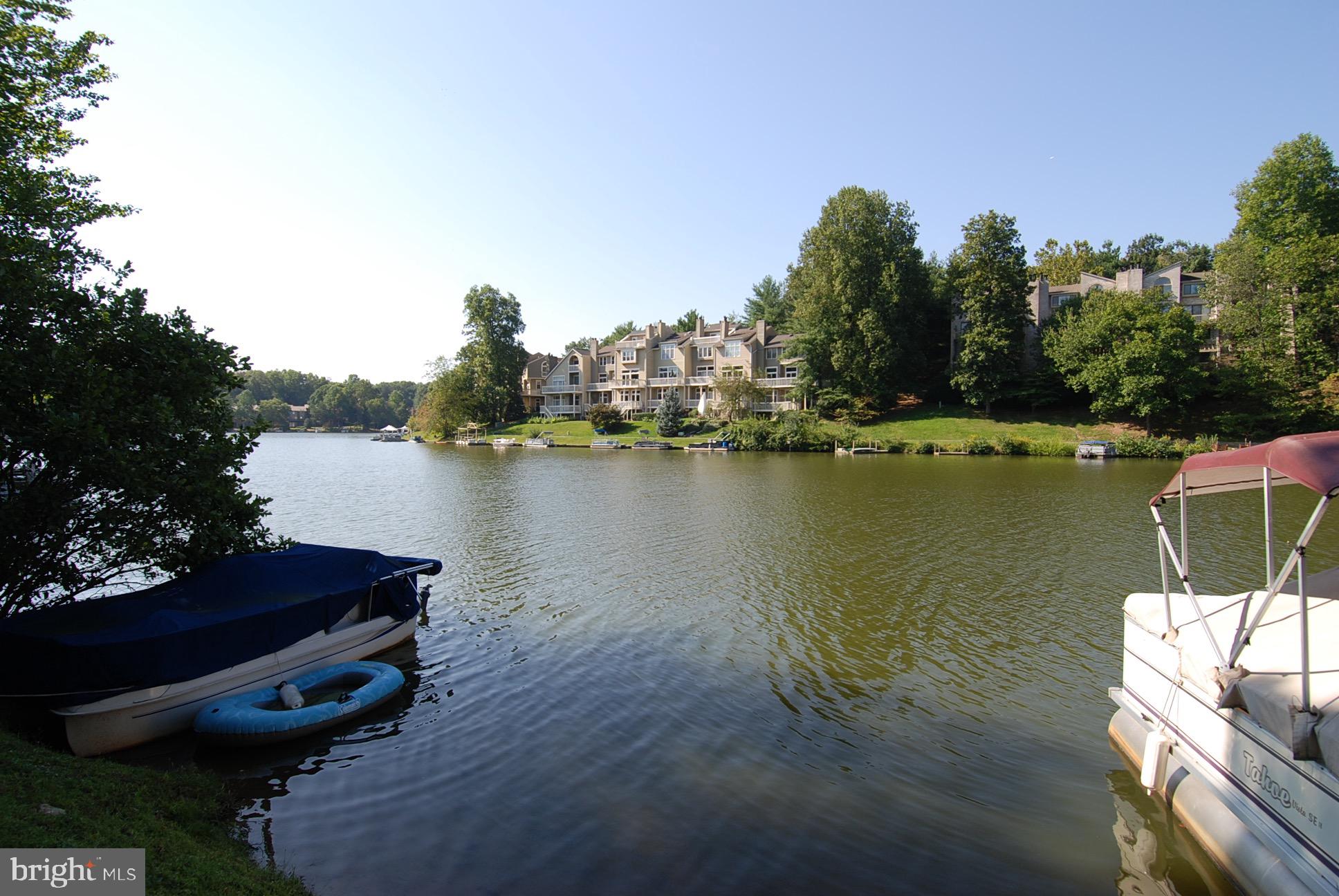 HUNTERS CROSSING - Residential