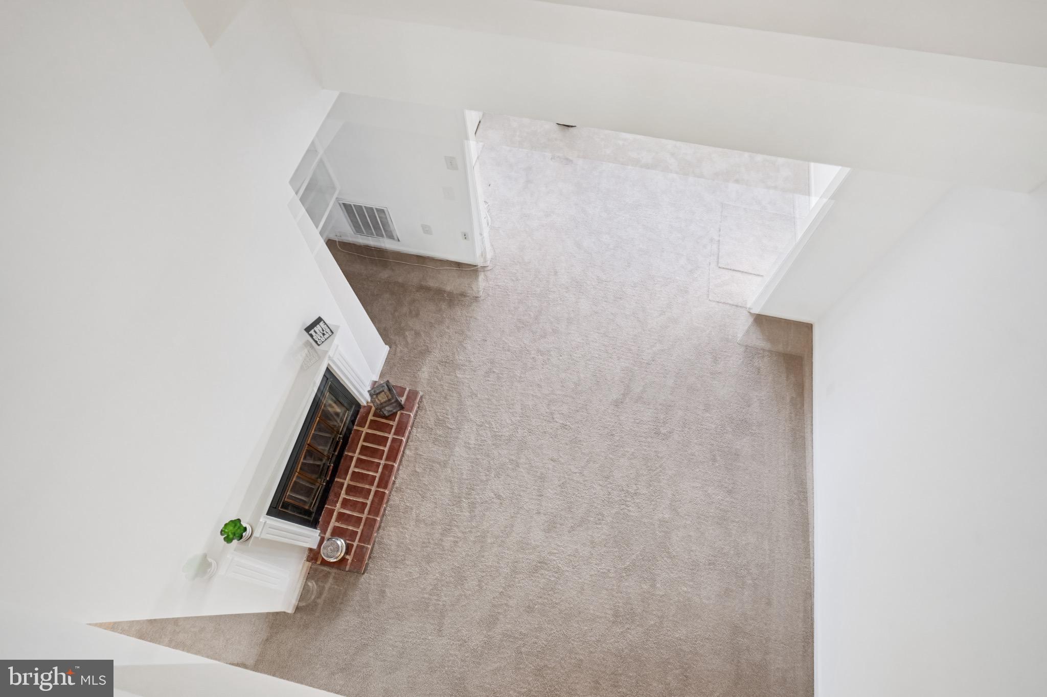 HUNTERS CROSSING - Residential