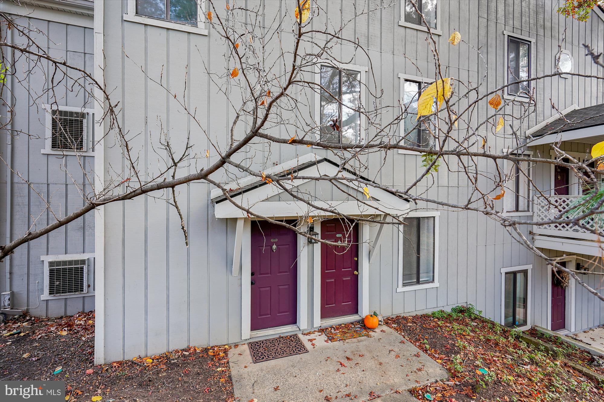 HUNTERS CROSSING - Residential