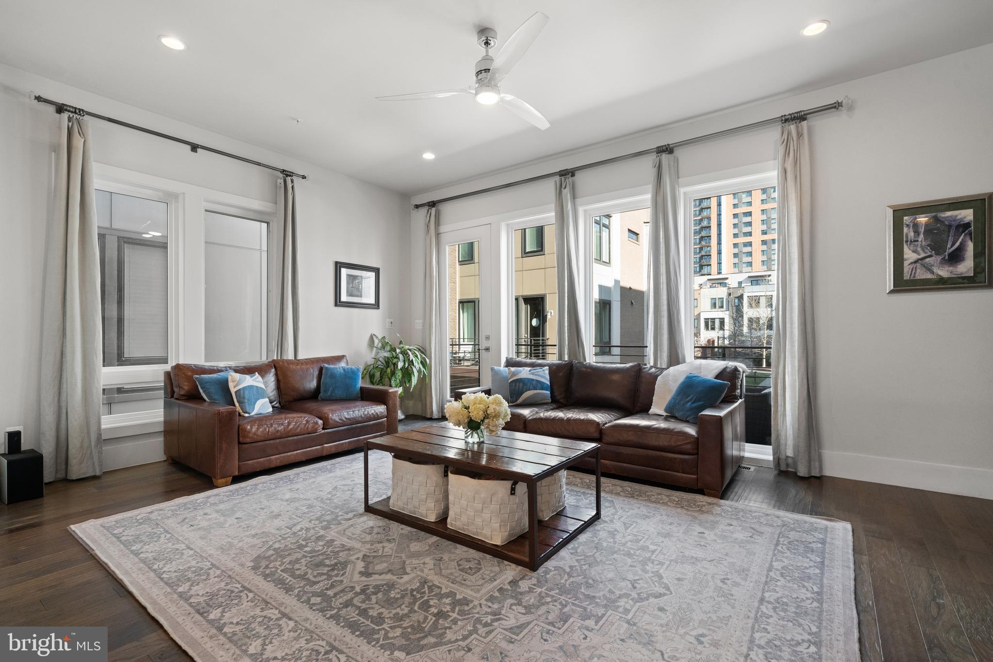 EISENHOWER SQUARE - Residential Lease