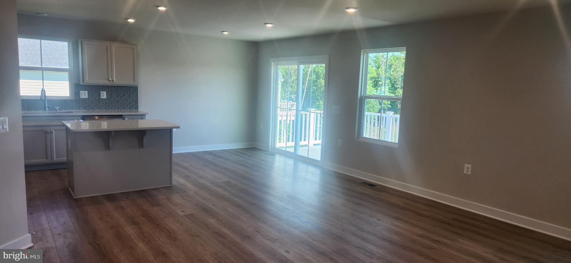 SOUTH BROOK - Residential