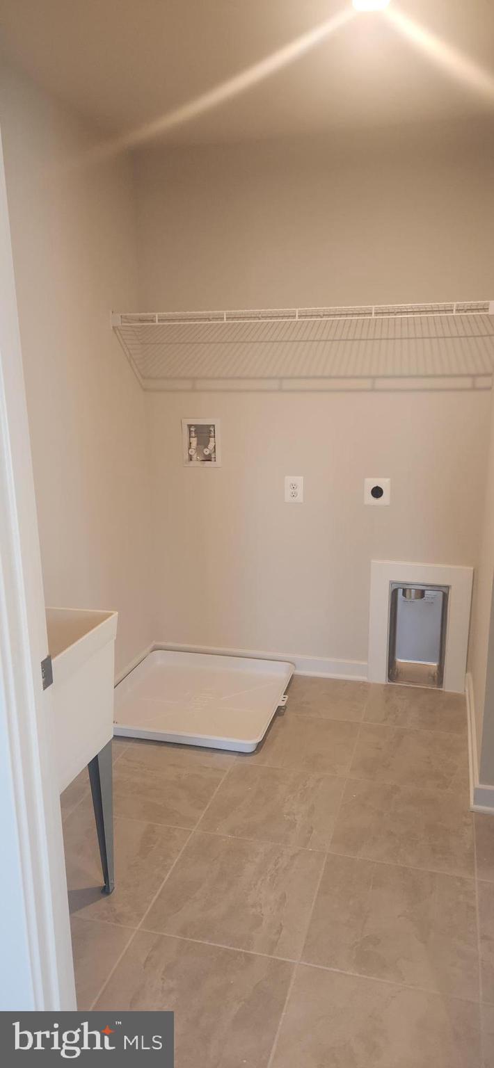 SOUTH BROOK - Residential