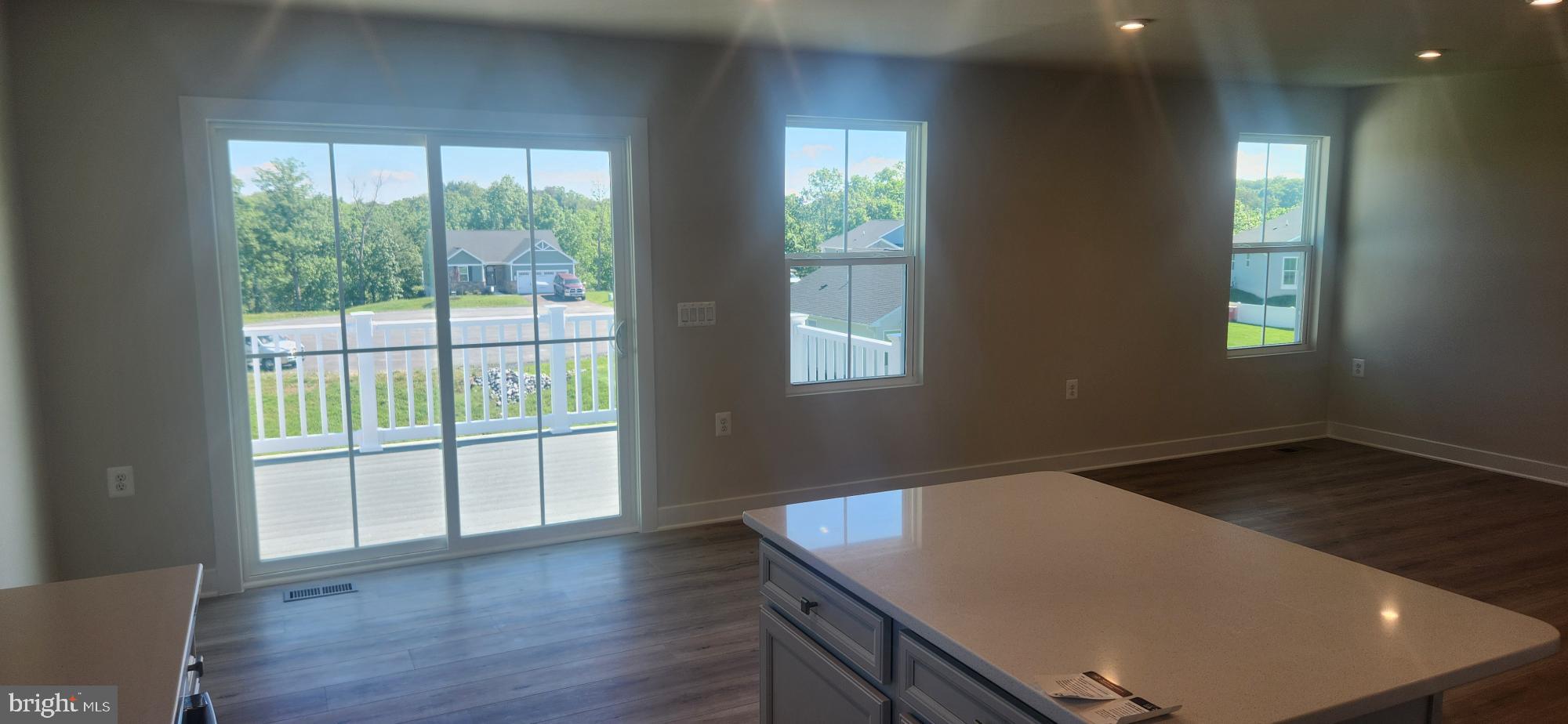 SOUTH BROOK - Residential