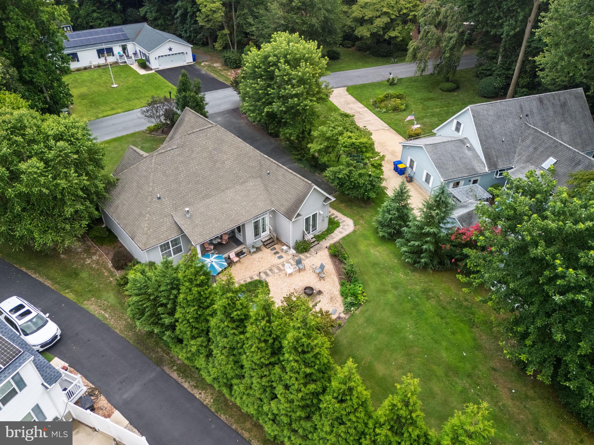 46 SIOUX DRIVE