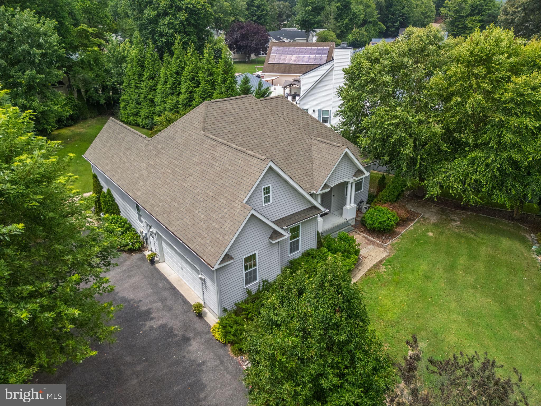 46 SIOUX DRIVE