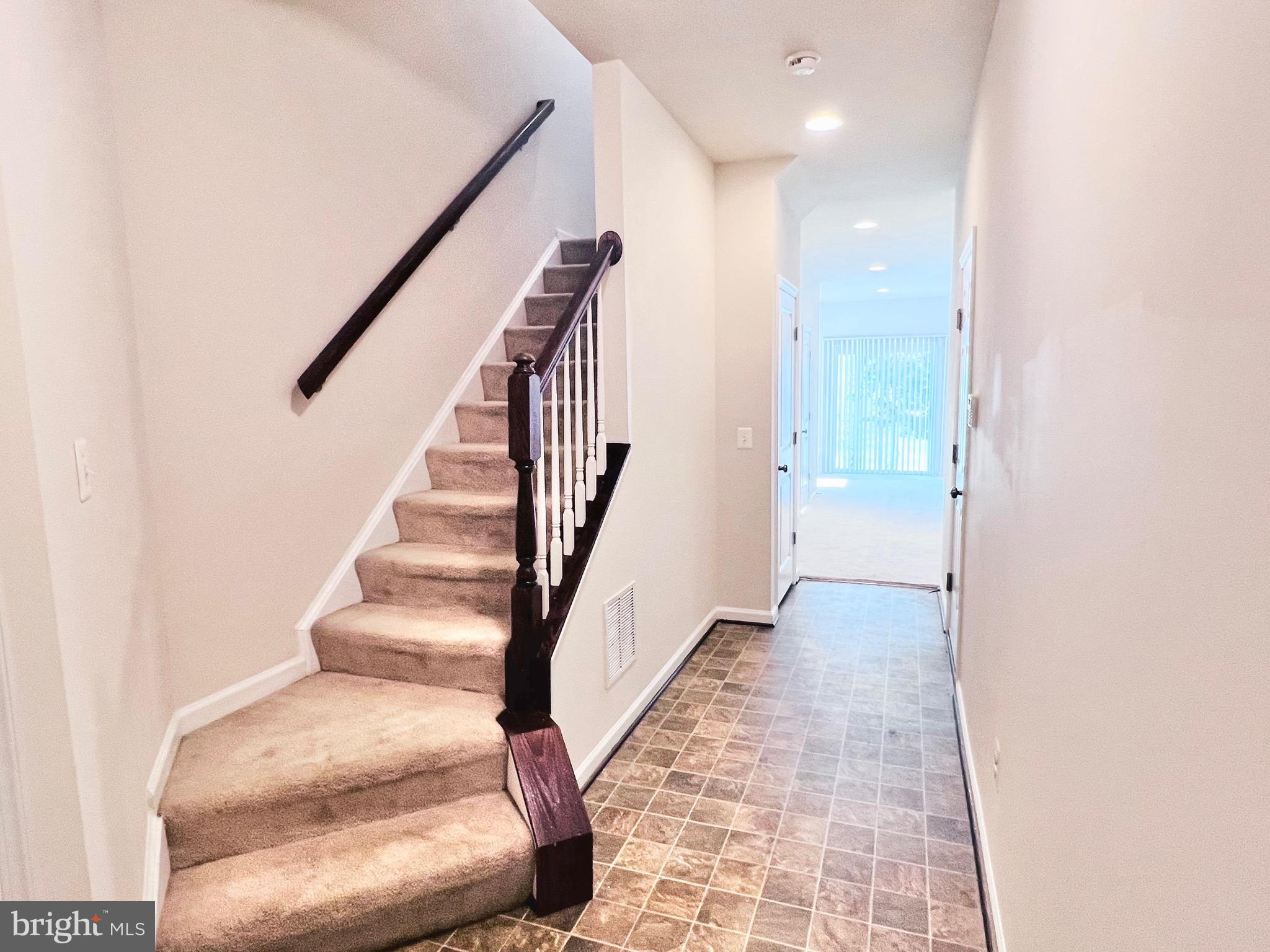 WOODSTREAM - Residential Lease