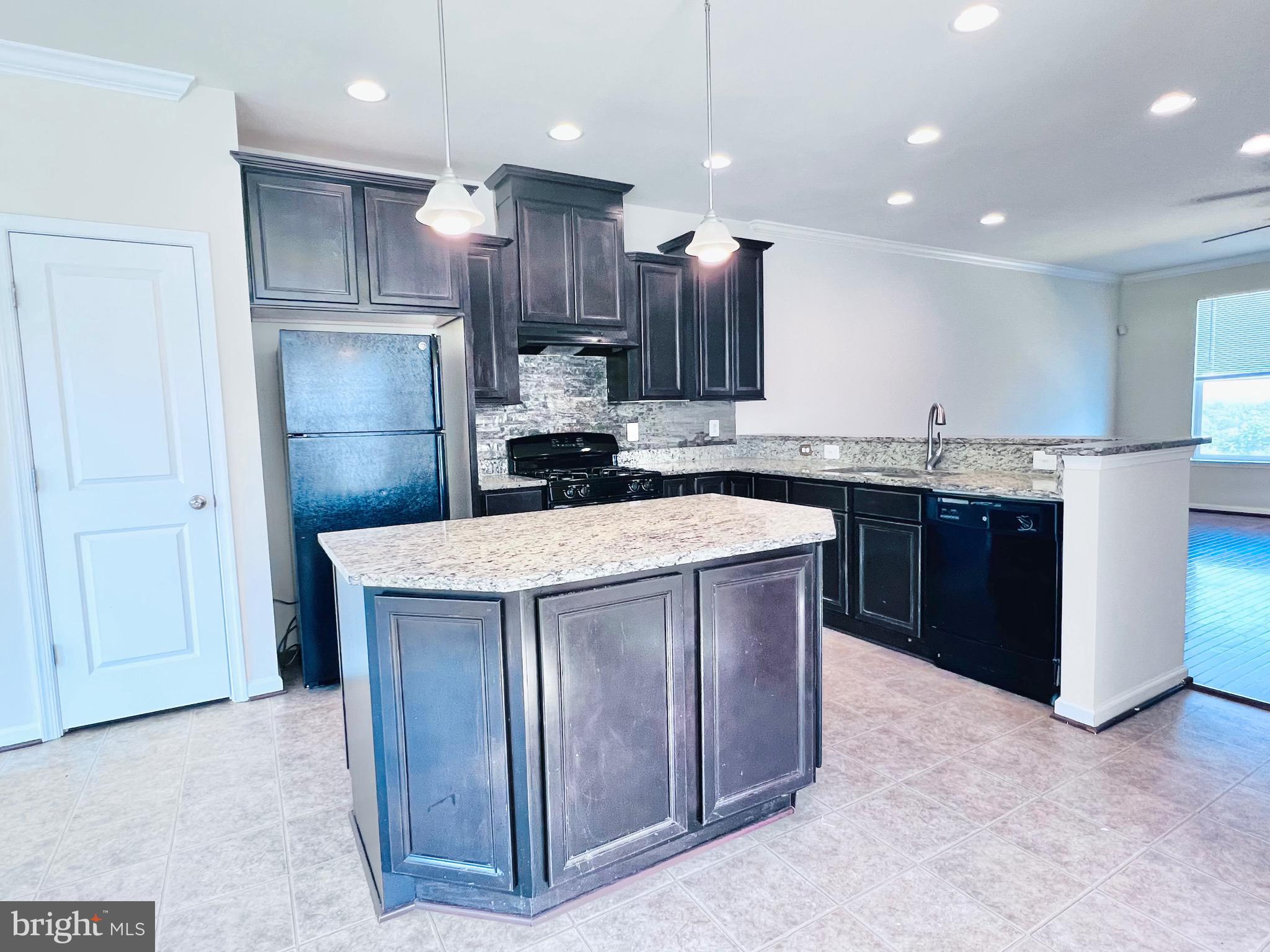 WOODSTREAM - Residential Lease