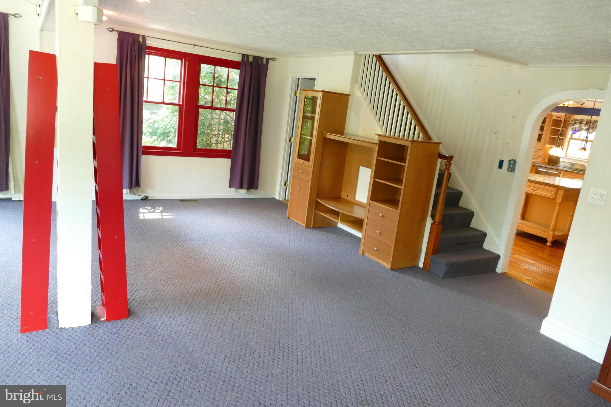 SHORE ACRES - Residential