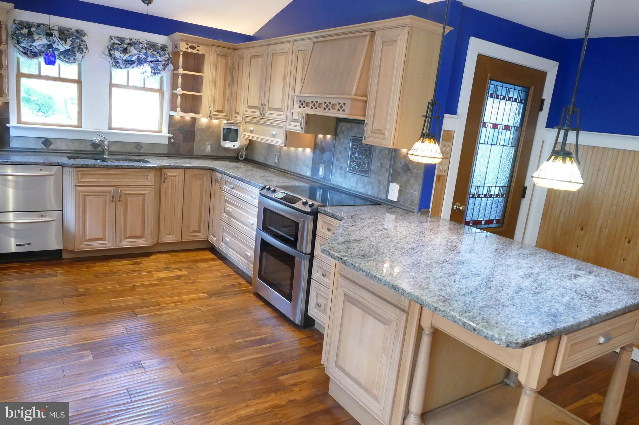 SHORE ACRES - Residential