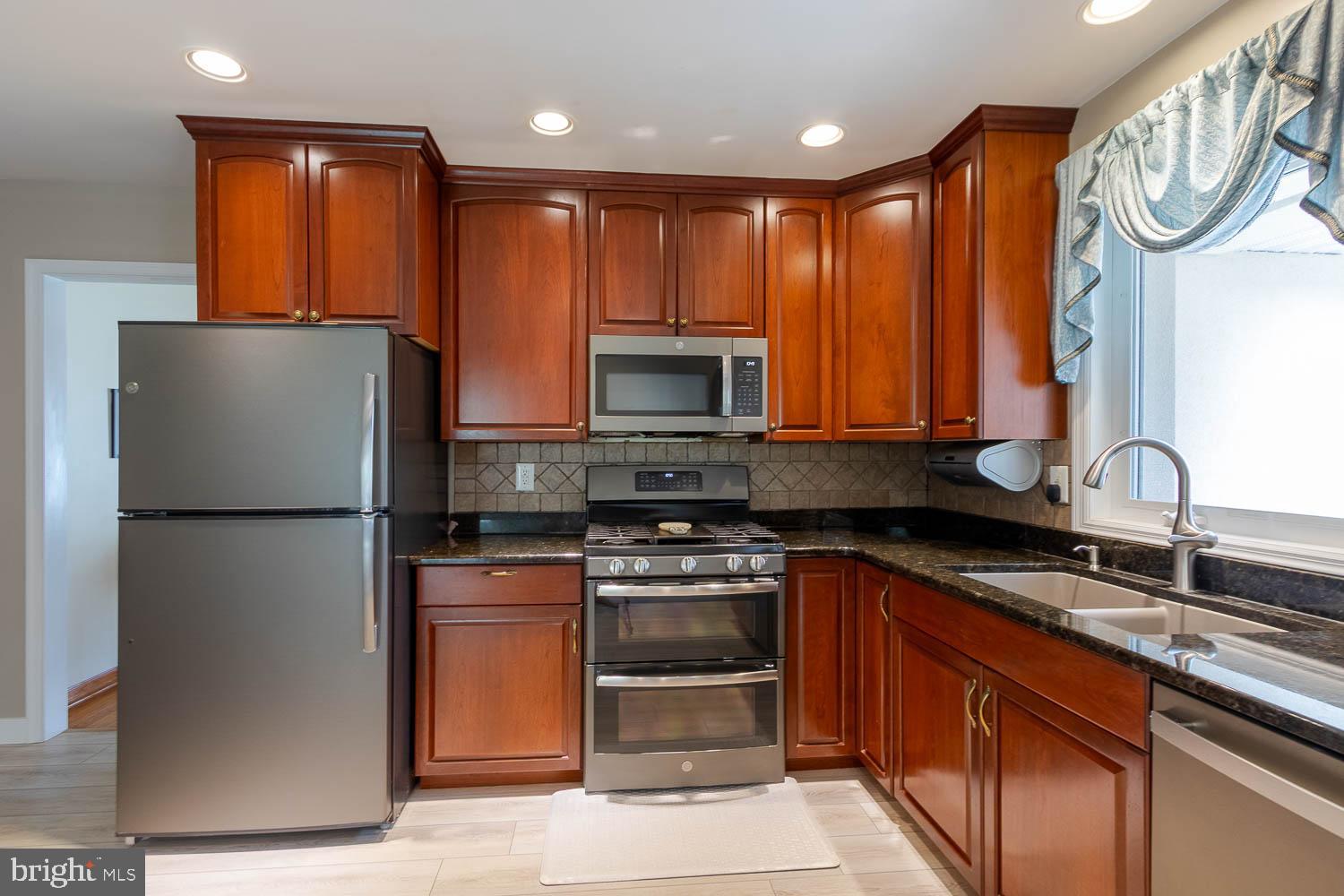 STATE COLLEGE BORO - Residential