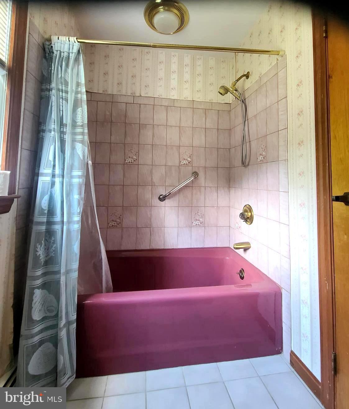 PINE TREE FARMS - Residential