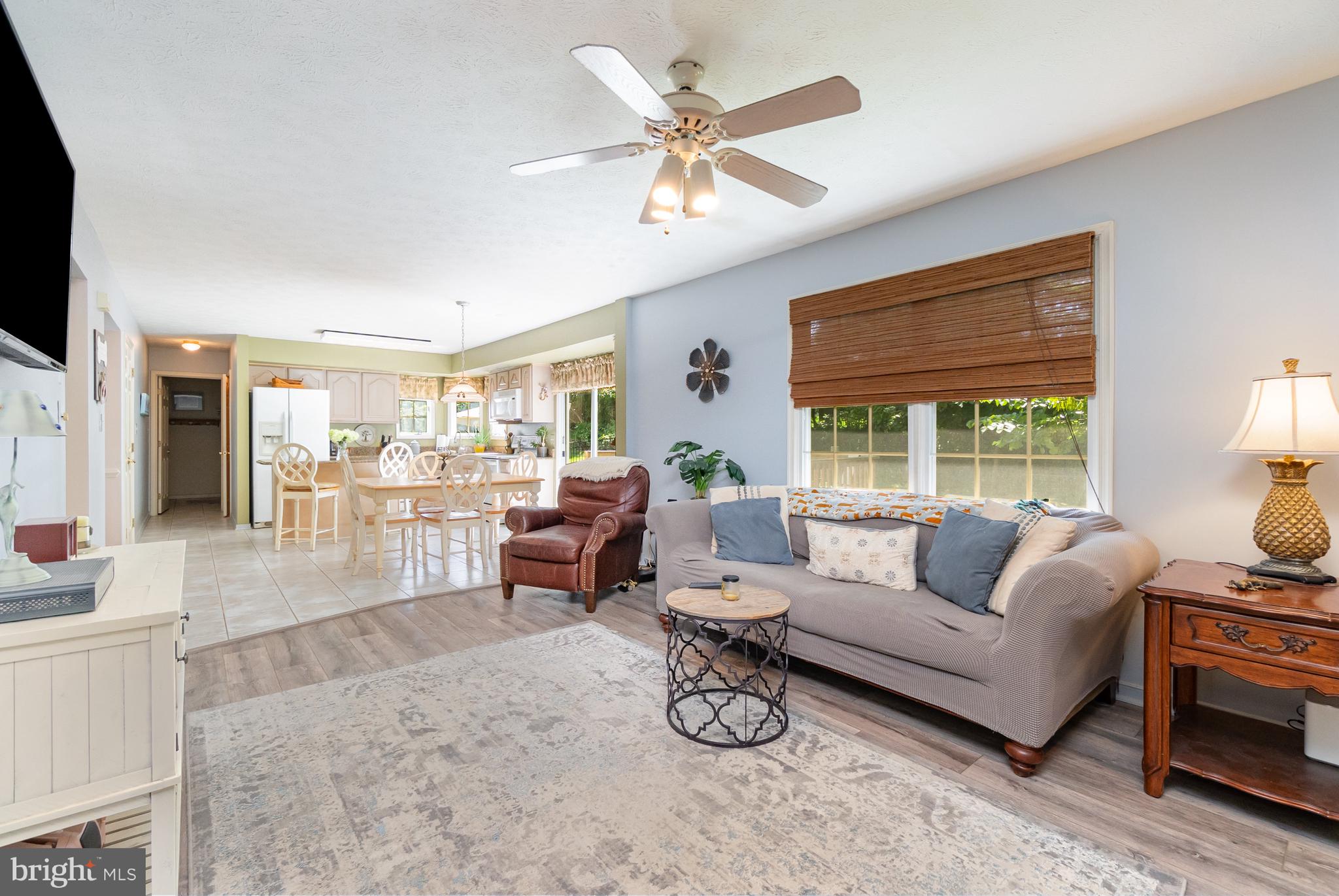 OVERVIEW MANOR - Residential